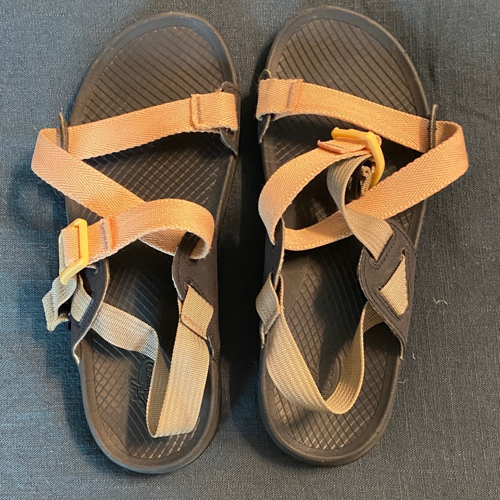 Chaco light pink and gray Sandals size 7 EUC